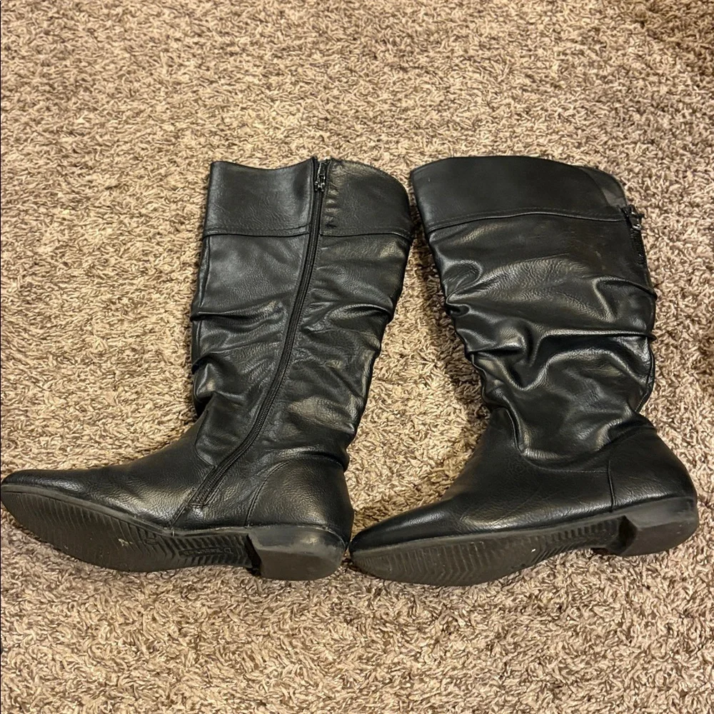 Black Boots